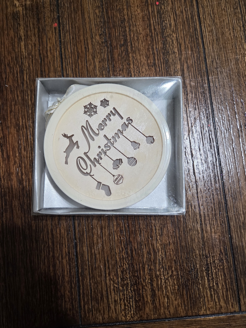 Fitz Design Cream 'Merry Christmas' Round Ornament Lighted